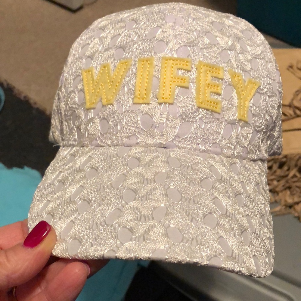 Bride hat